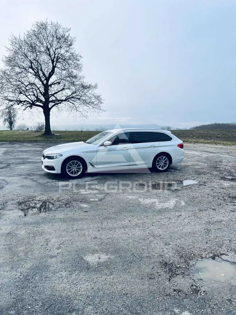 2019 BMW 530