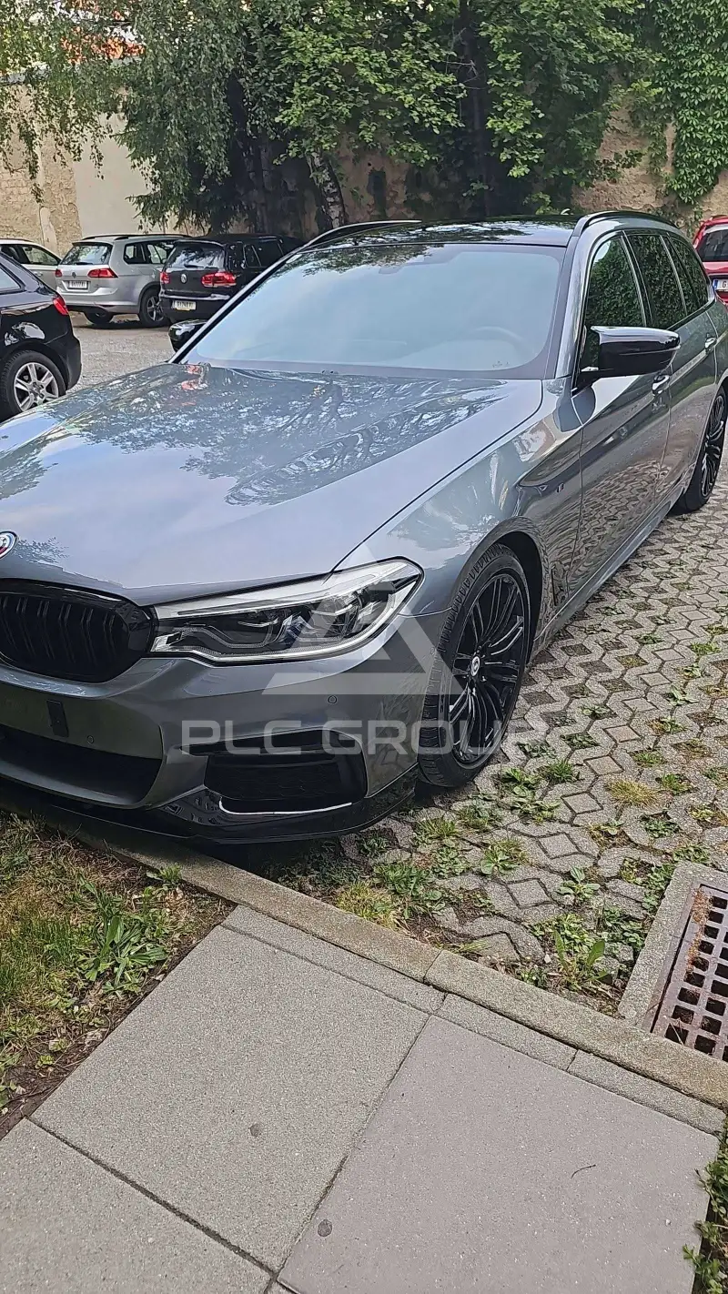 2019 BMW 530