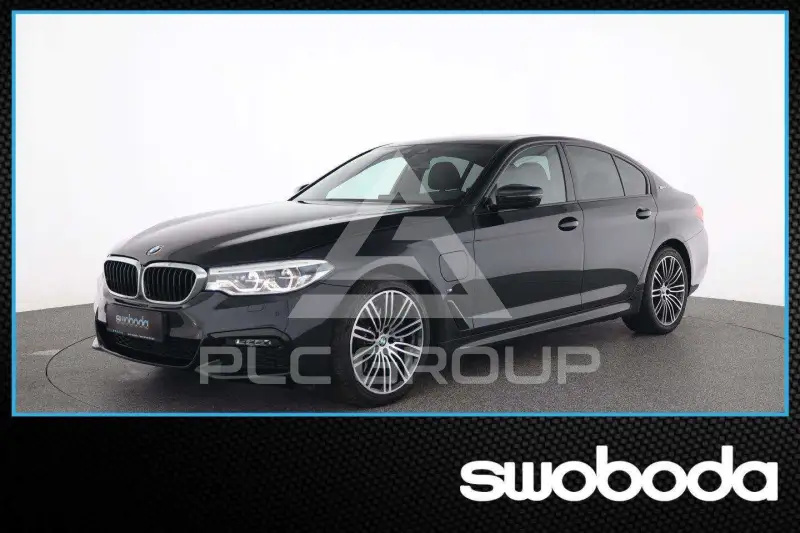 2019 BMW 530