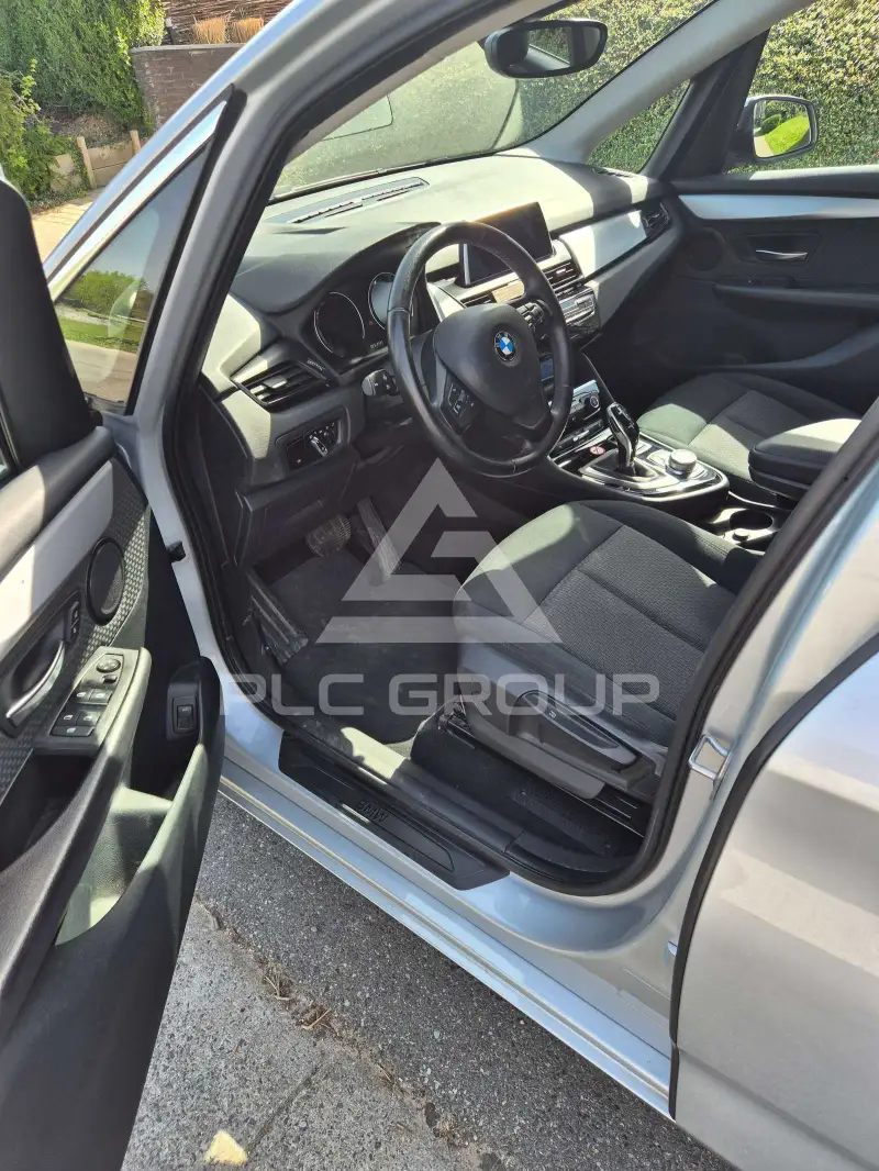 2019 BMW 218