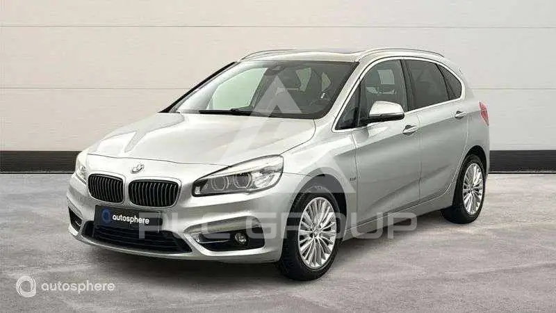 2019 BMW 218