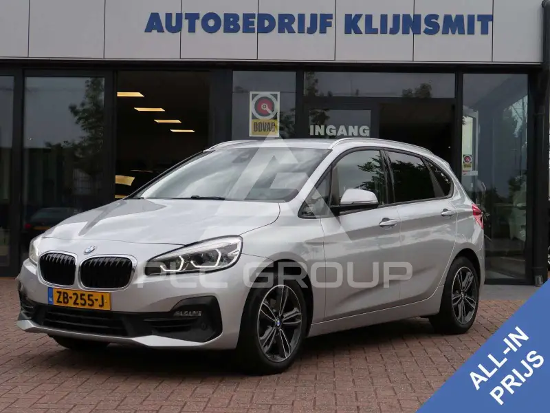 2019 BMW 218