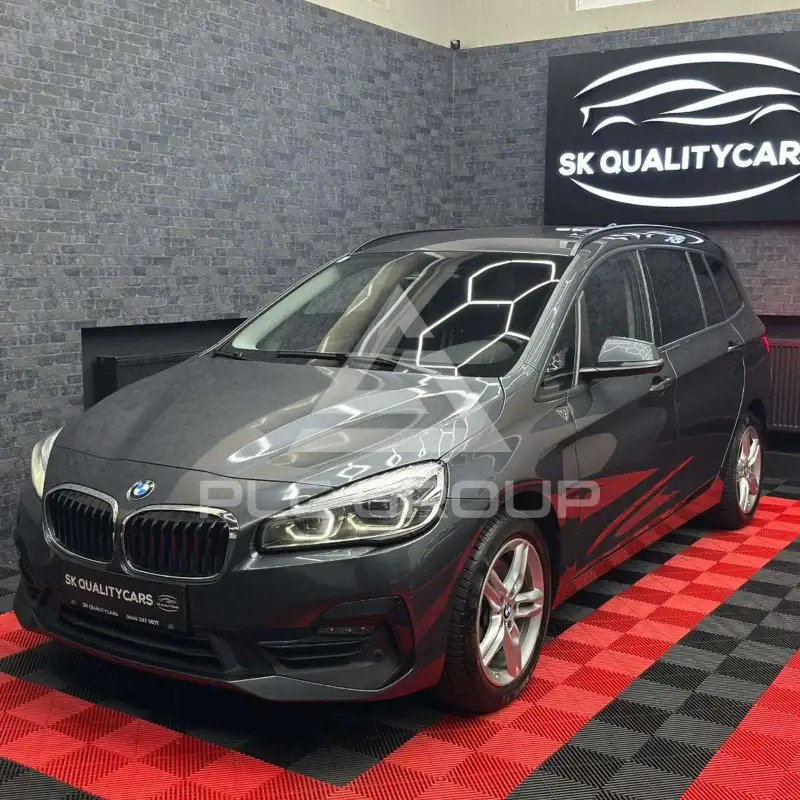 2019 BMW 218