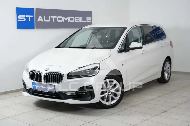 2019 BMW 218