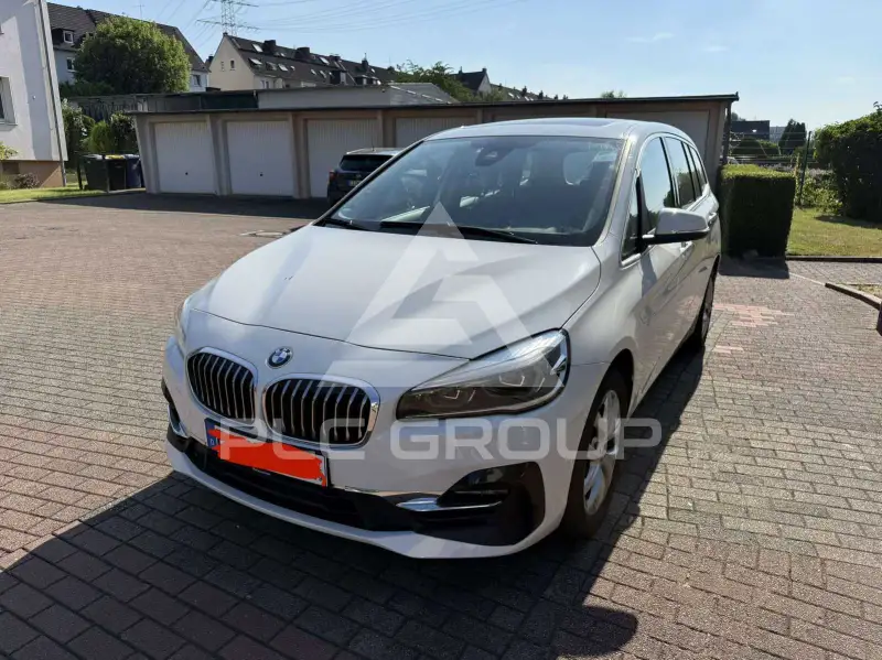 2019 BMW 218