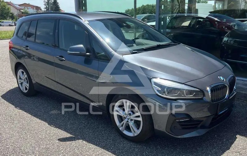 2019 BMW 218