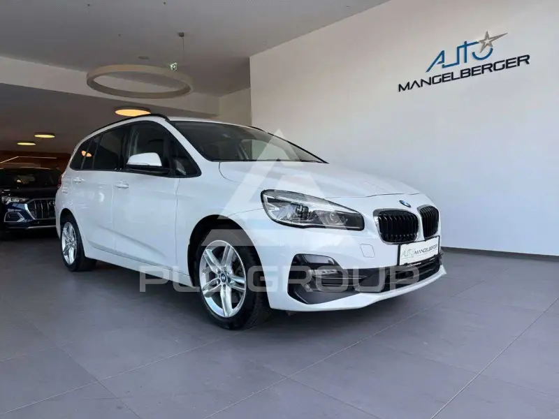 2019 BMW 218