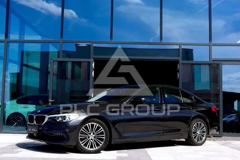 2019 BMW 525