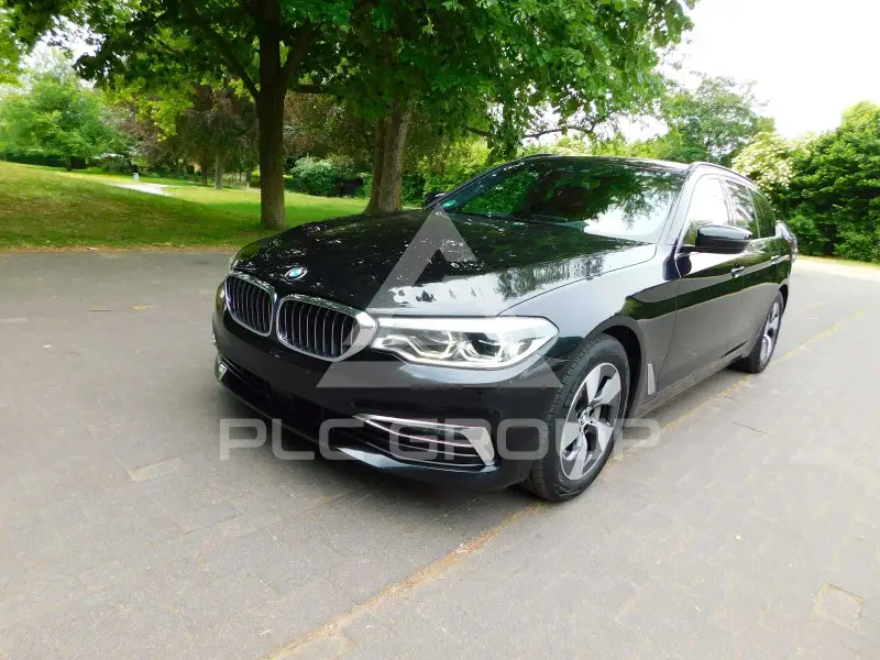 2019 BMW 525