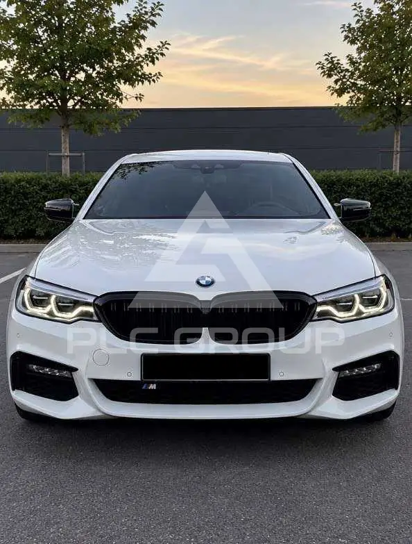 2019 BMW 525