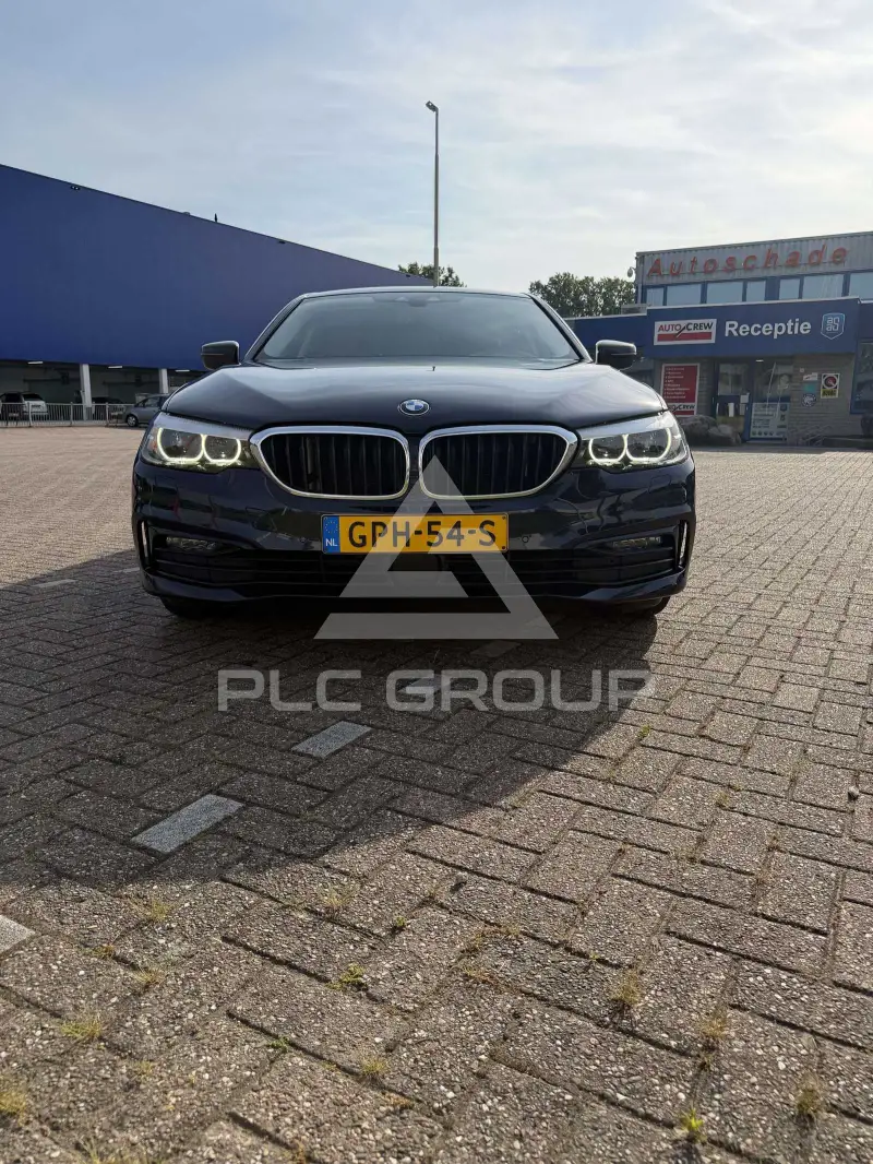 2019 BMW 525