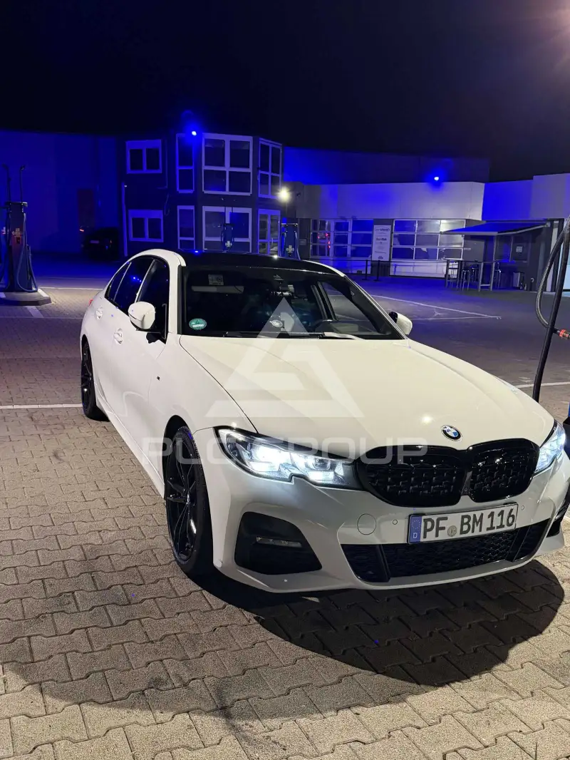 2019 BMW 320
