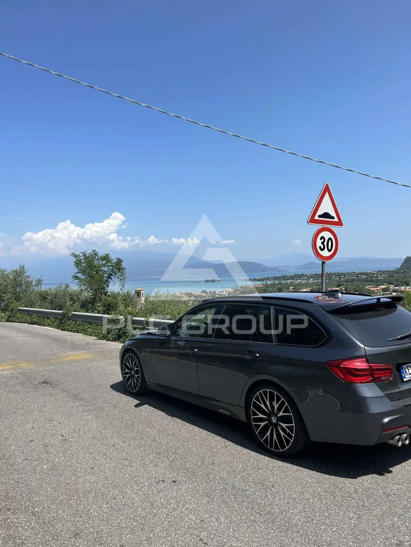 2019 BMW 320