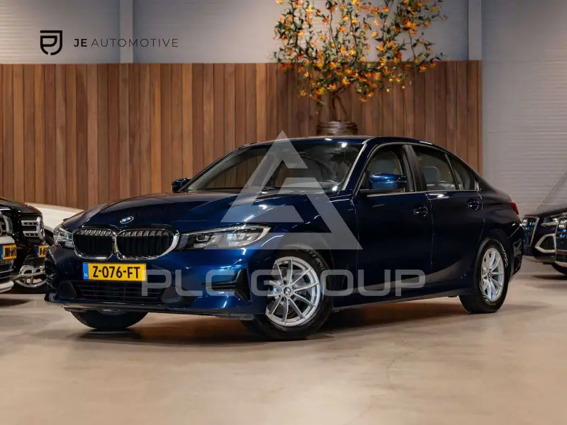 2019 BMW 320