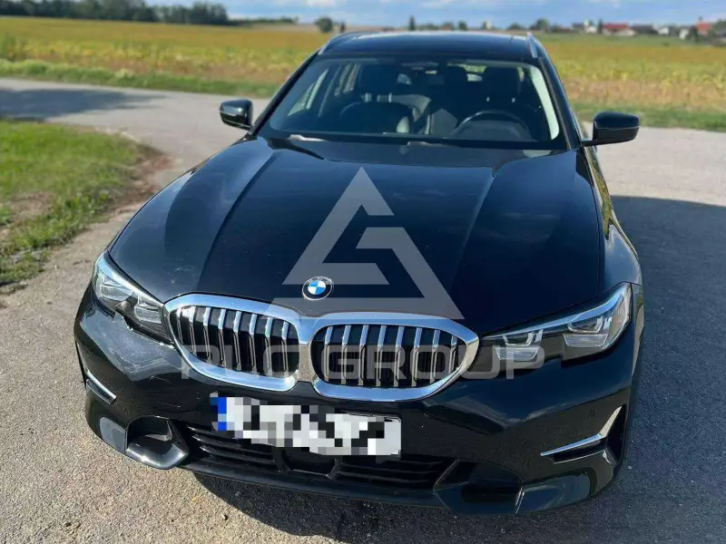2019 BMW 320