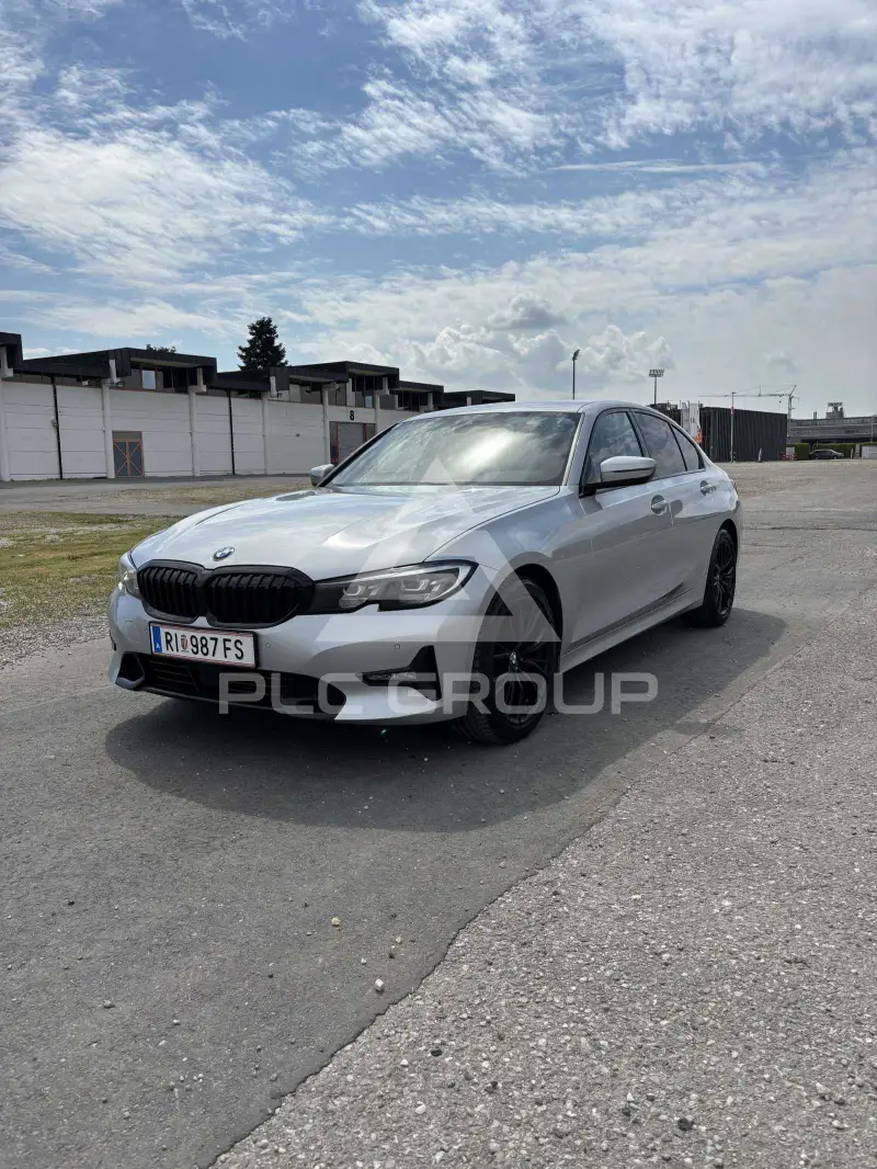 2019 BMW 320