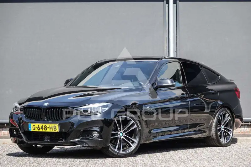 2019 BMW 320