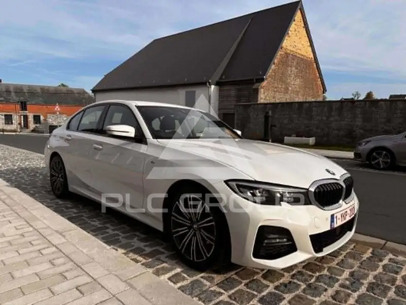 2019 BMW 320