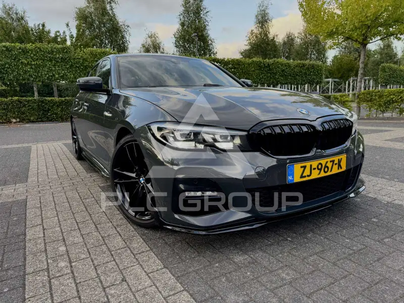 2019 BMW 320
