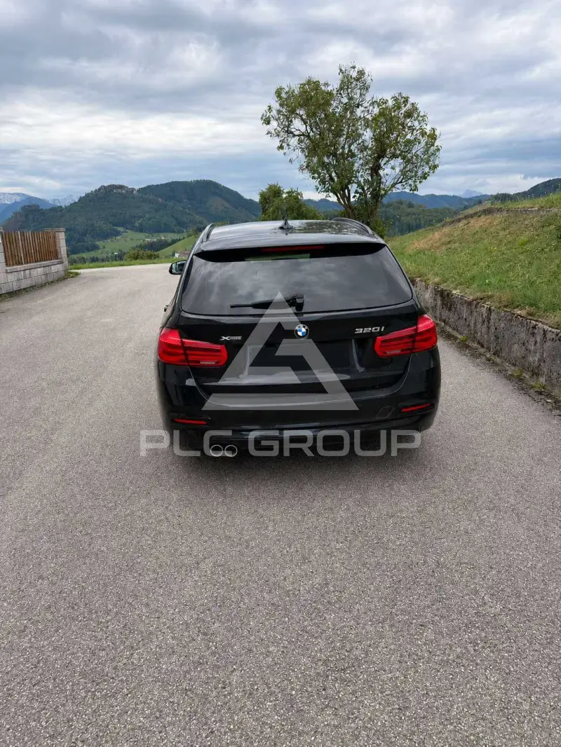 2019 BMW 320
