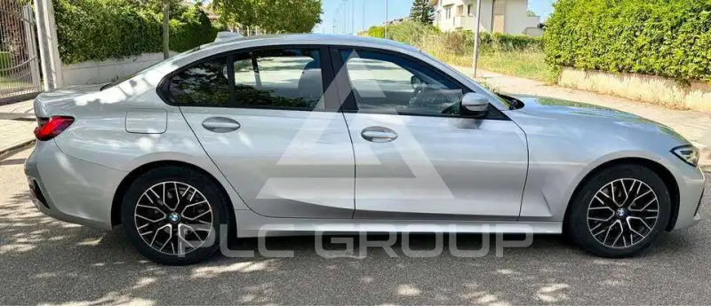2019 BMW 320