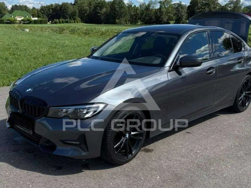 2019 BMW 320