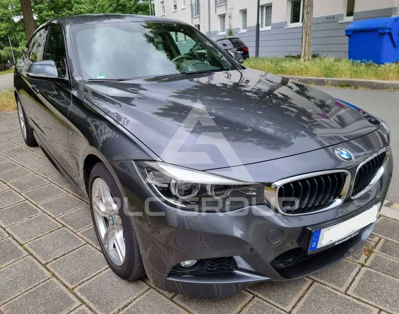 2019 BMW 320