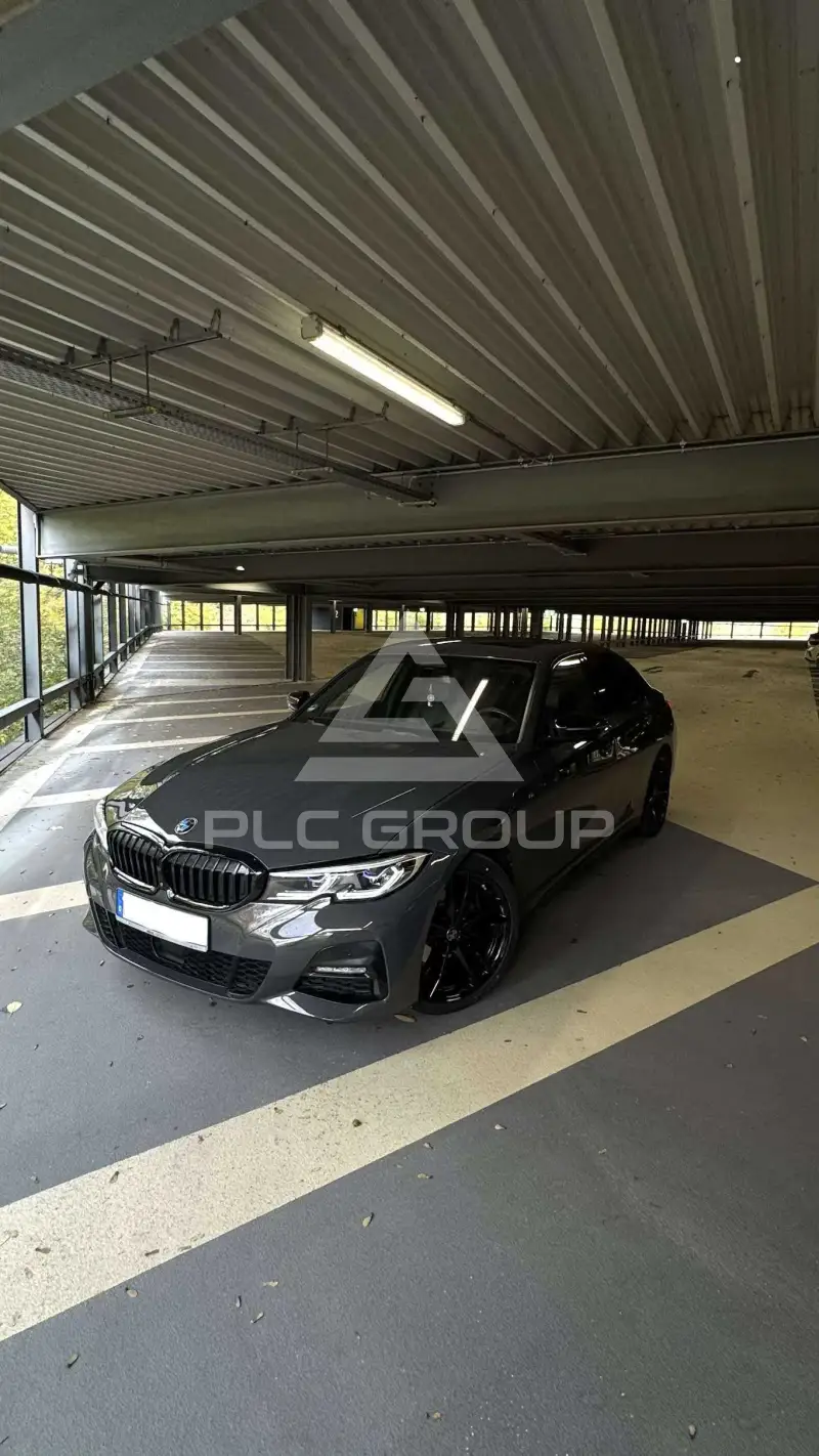 2019 BMW 320