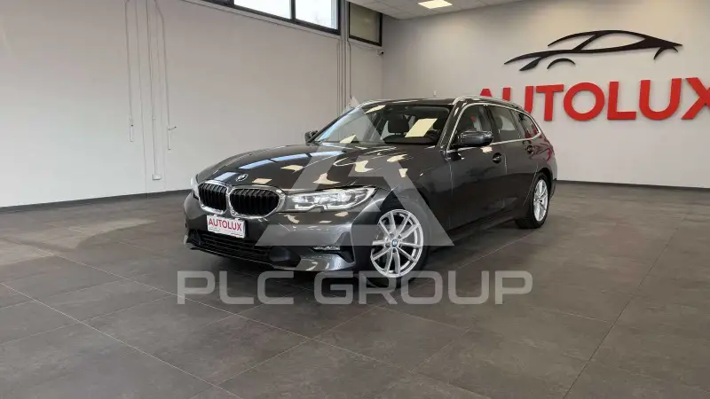 2019 BMW 320