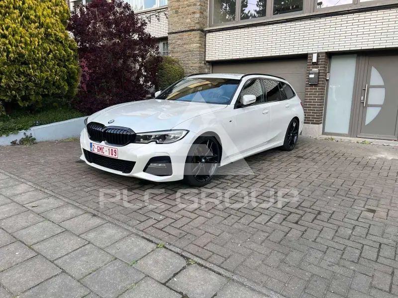 2019 BMW 320