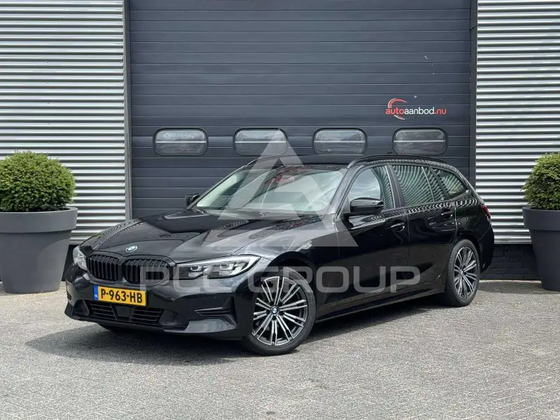2019 BMW 320