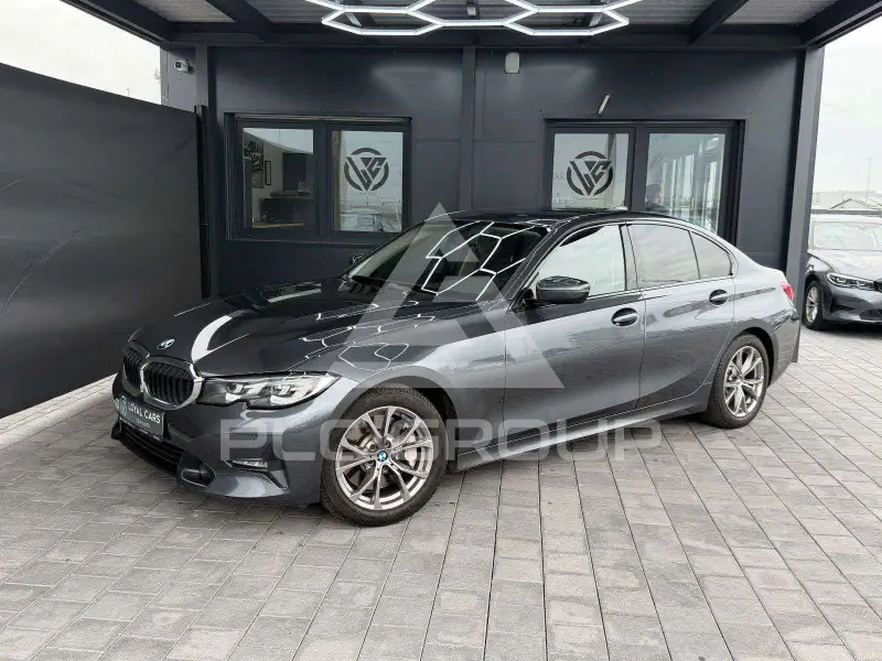 2019 BMW 330
