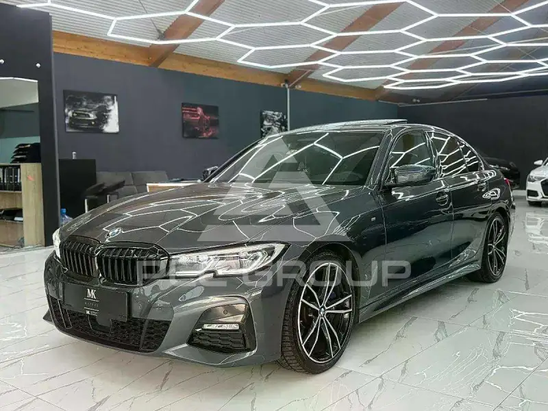 2019 BMW 330