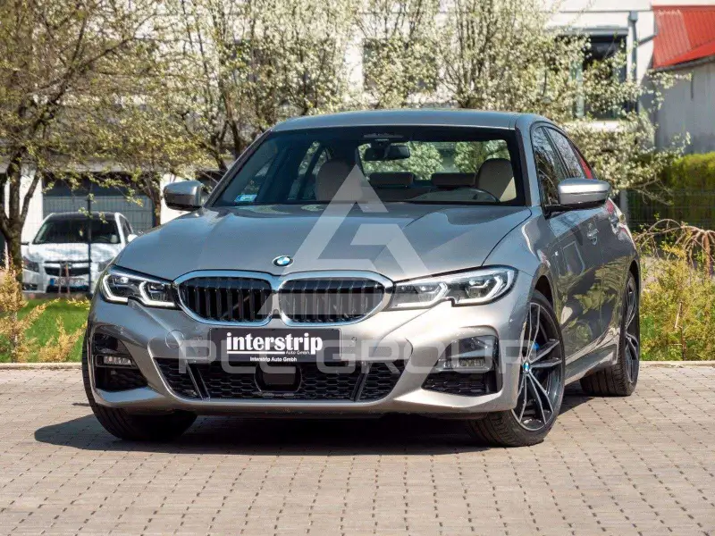 2019 BMW 330