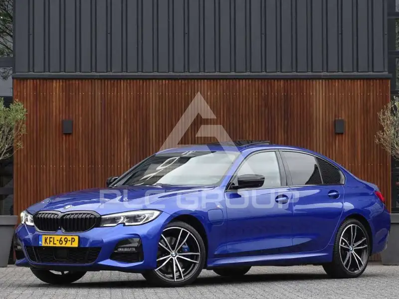 2019 BMW 330