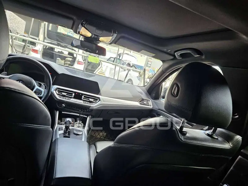 2019 BMW 330