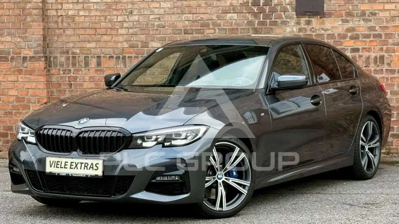 2019 BMW 330