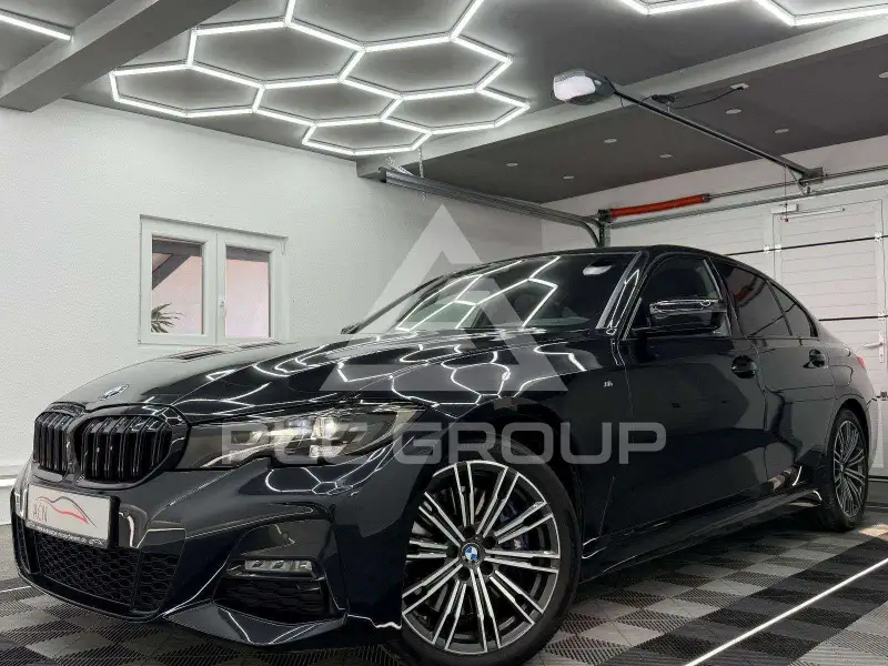 2019 BMW 330