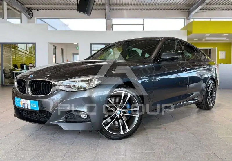 2019 BMW 330