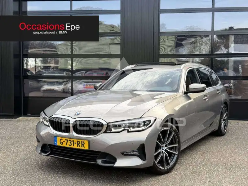 2019 BMW 330