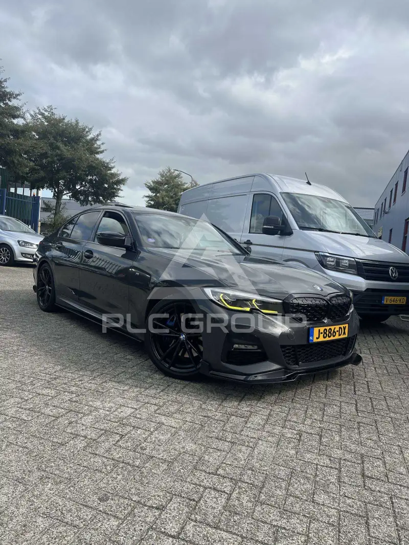 2019 BMW 330