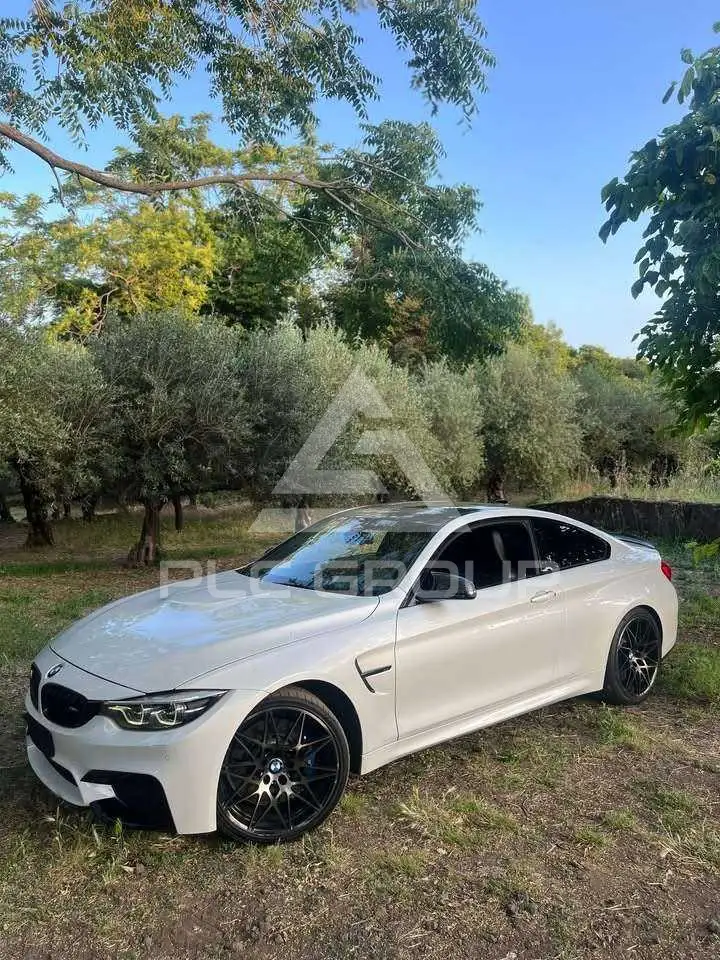 2019 BMW M4