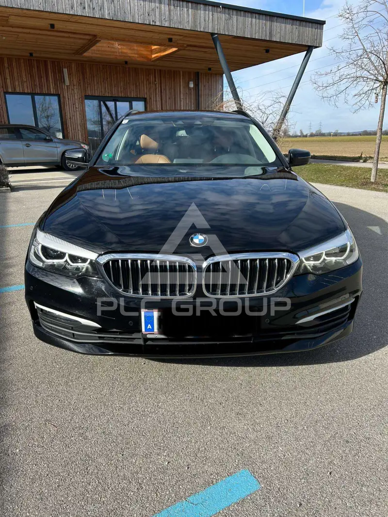 2019 BMW 520