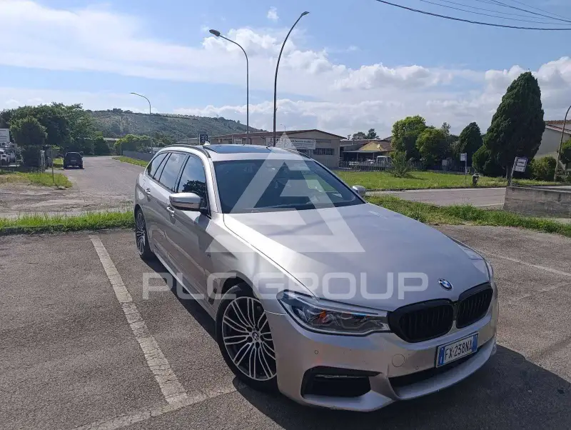 2019 BMW 520