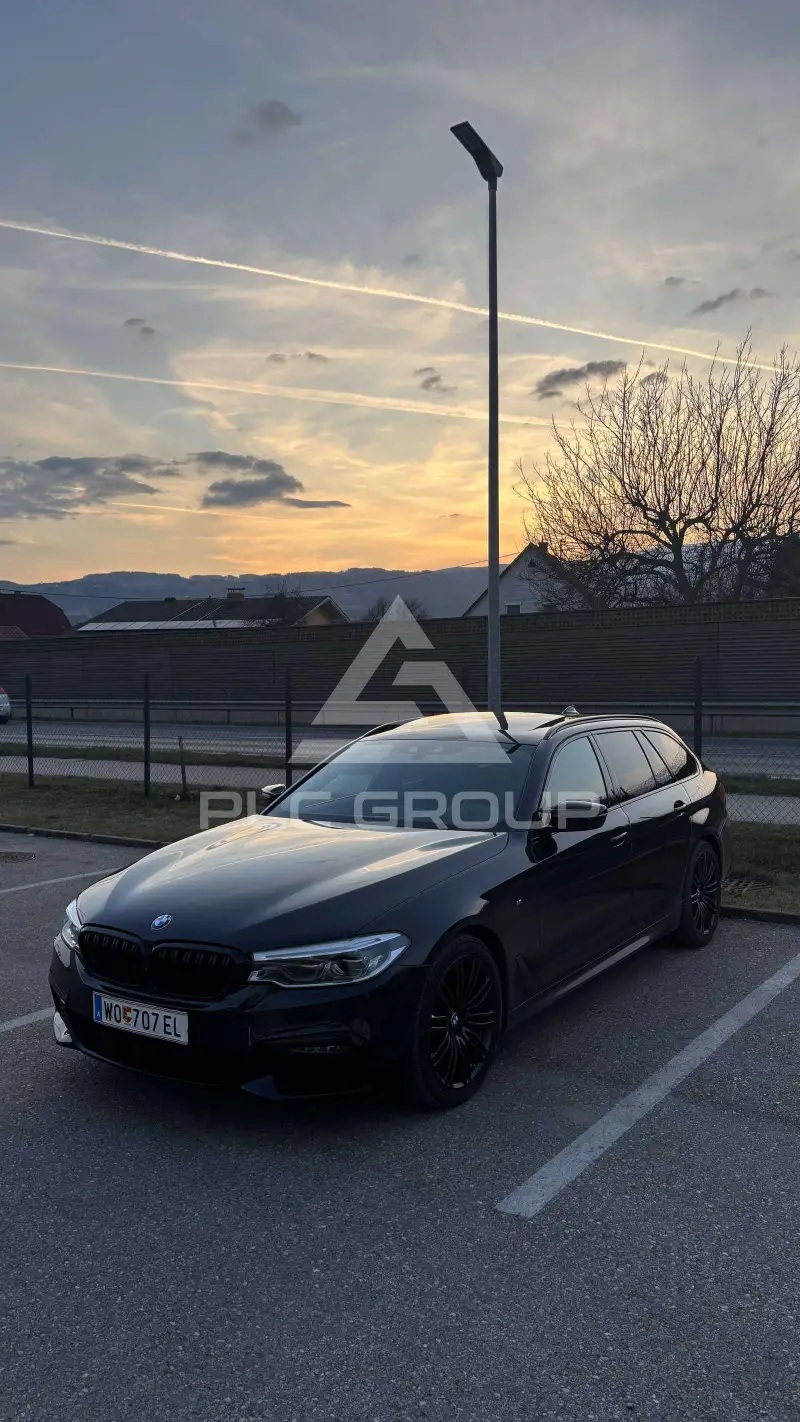 2019 BMW 520