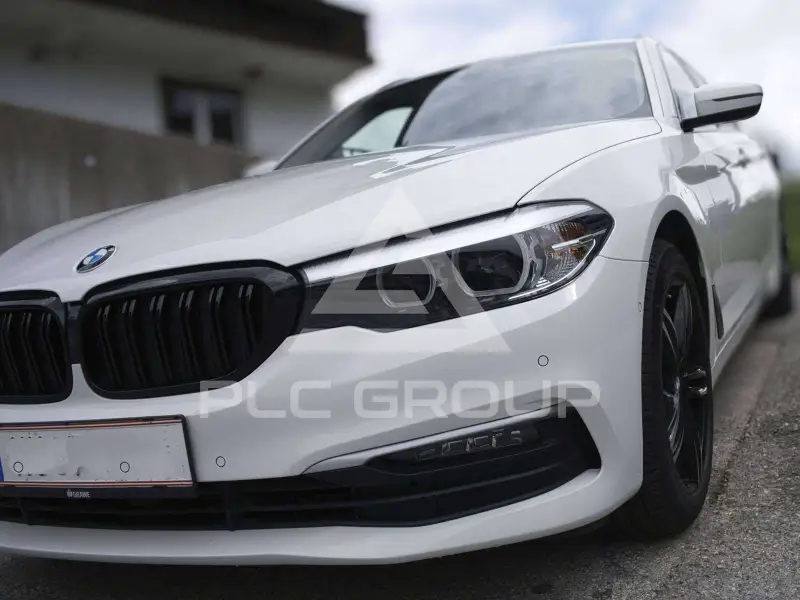 2019 BMW 520