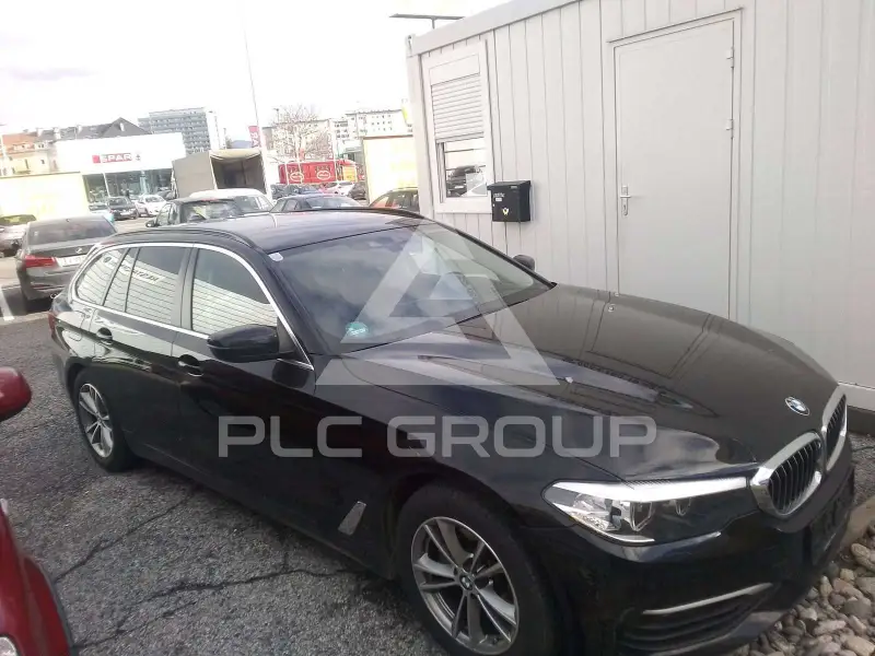 2019 BMW 520