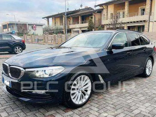 2019 BMW 520