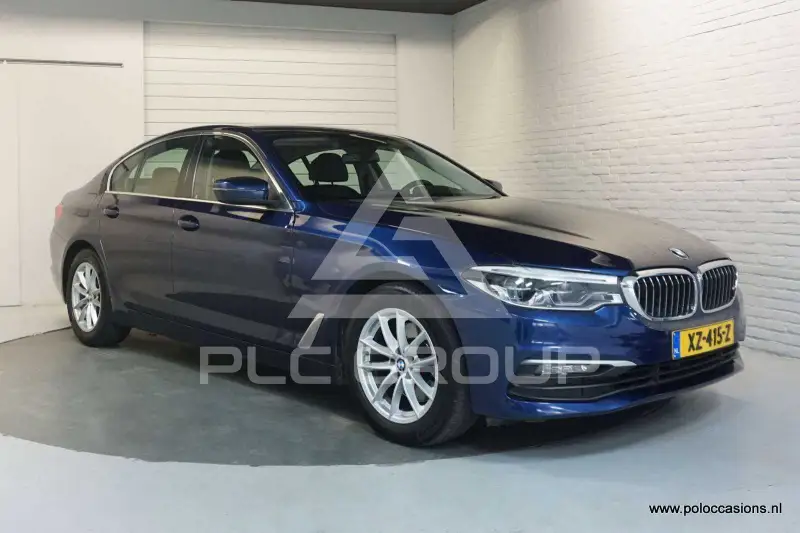 2019 BMW 520