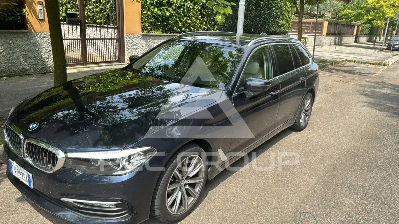 2019 BMW 520